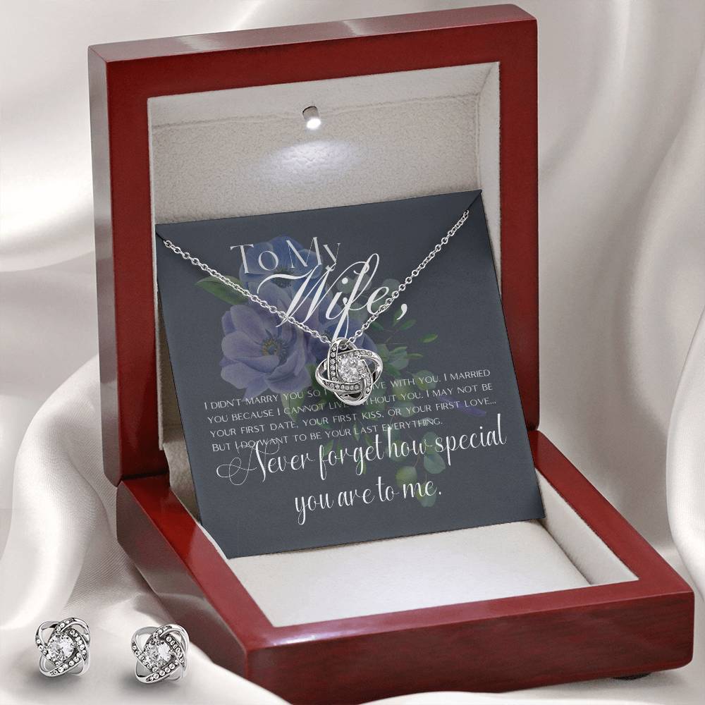 “To My Wife” Love Knot Necklace & Earring Set - White Gold